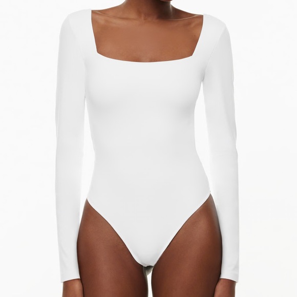 🤍 Babaton bodysuit top square neck Long sleeve ! Use once like new ! 🤍 - Picture 4 of 5